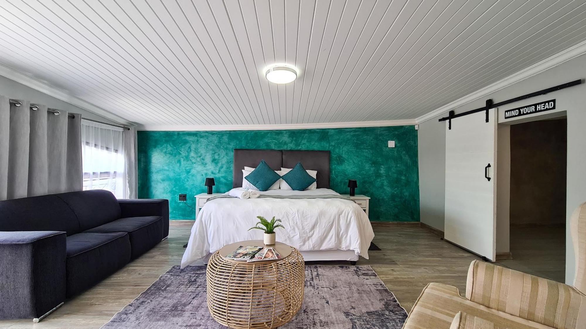 Vincent Valley Lodge Ист-Лондон Экстерьер фото